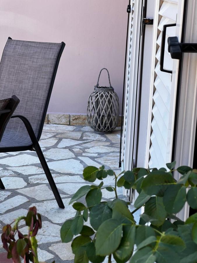 Aggelikis Studio Apartment Zola Exterior photo