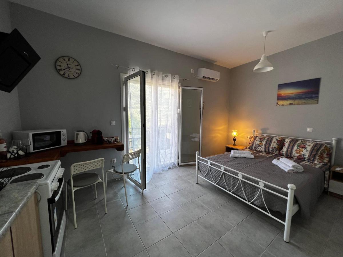 Aggelikis Studio Apartment Zola Exterior photo